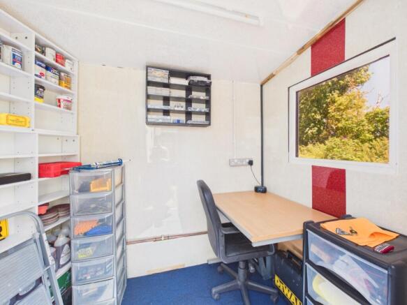 2 bed Terraced for sale Image 7