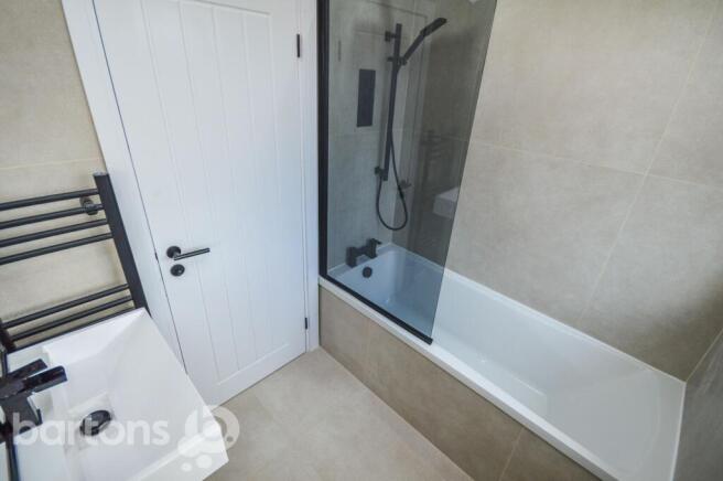 3 bed Semi-Detached for sale Image 11