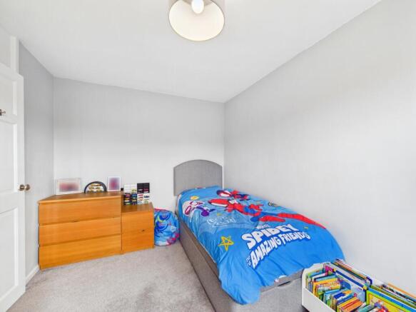 3 bed Semi-Detached for sale Image 11