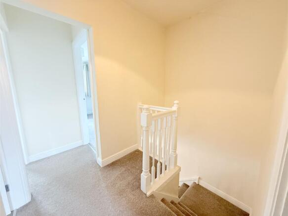 3 bed Cottage for sale Image 8