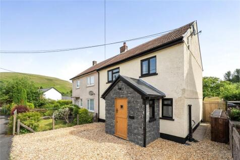 Heol Callwen, Penycae, Swansea, Powys