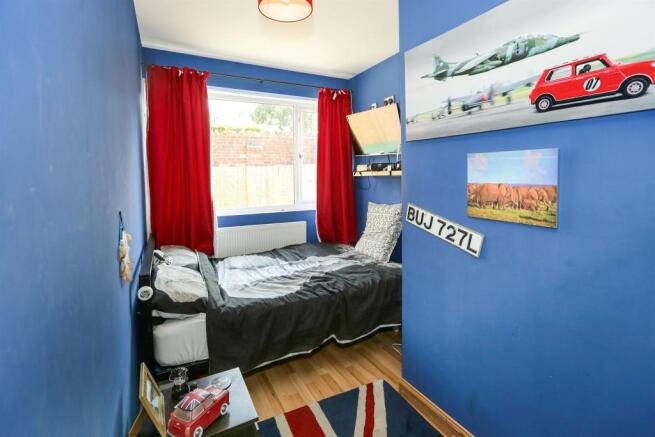 Photo 11