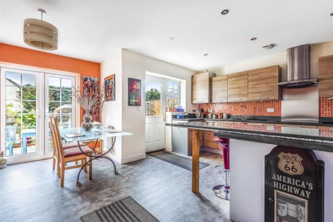 Kitchen/Dining Room