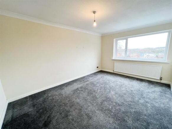 Bedroom 2.jpg