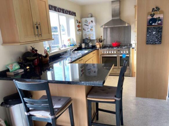 Kitchen/Breakf...