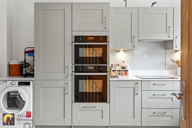 FITTED KITCHEN / BREAKFAST ROOM