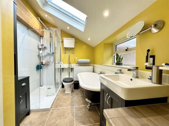 bathroom.JPEG