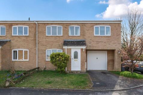 Lawrence Close, Andover, SP10 3SY
