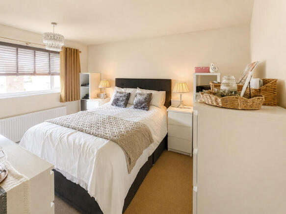 3 bed Semi-Detached for sale Image 9