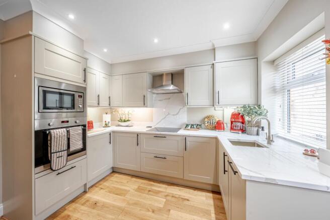 2 bed Terraced for sale Image 9