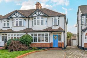 62, Wickham Chase, West Wickham BR4 0BN