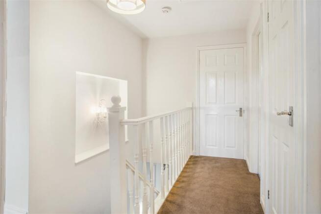 FIRST FLOOR LANDING