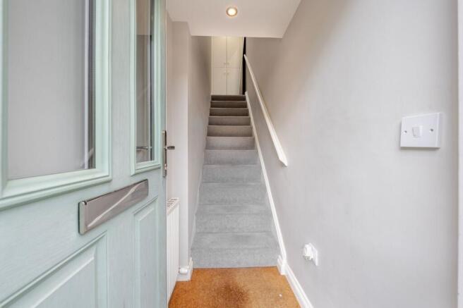 2 bed Flat to rent Image 6