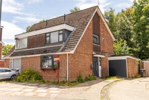 58, Hazel Way, Crawley RH10 4JS