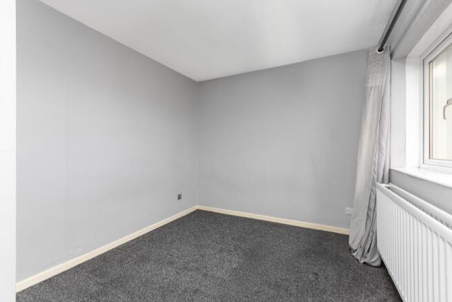 3 bed Terraced for sale Image 5