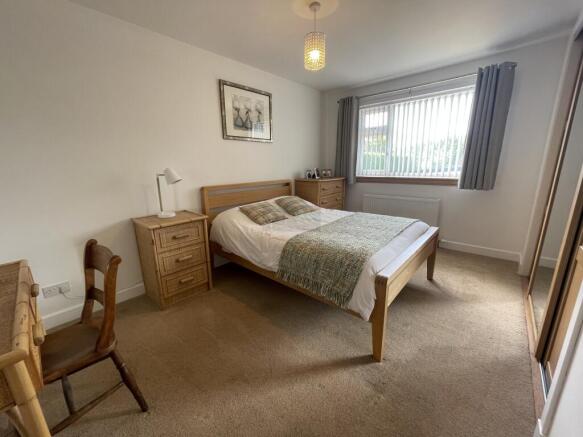 Bedroom 1a.JPG