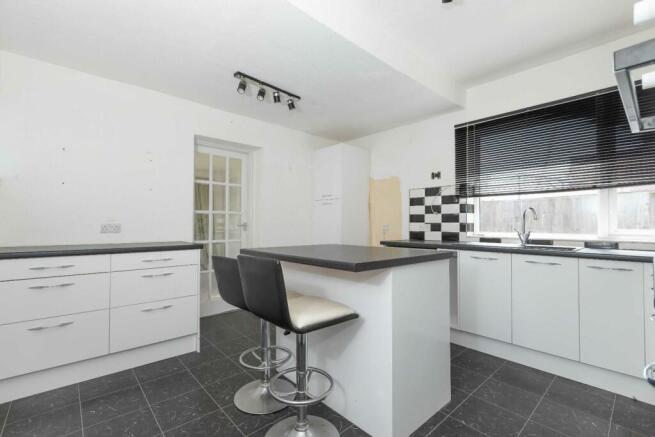48 Chester Ave_6.JPG