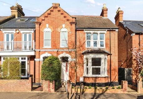 Royal Road, Teddington, TW11