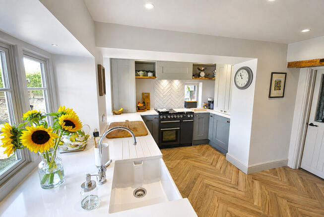 3 bed Cottage for sale Image 4