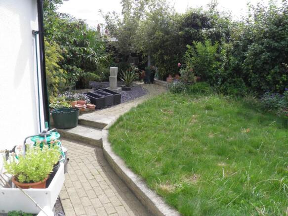 Photo 10