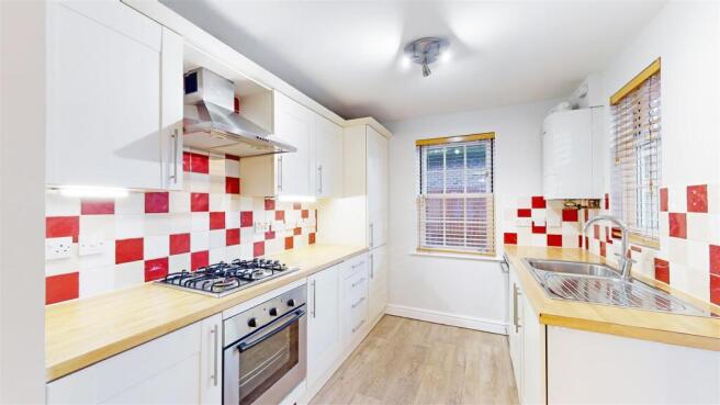 Llewellyn Place 13 Kitchen.jpg