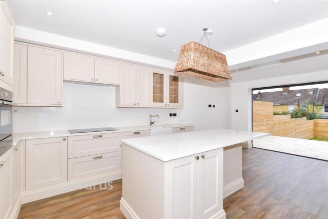 Kitchen/Dining Area