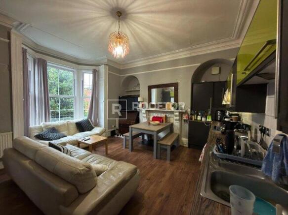 hyde-park-terrace-ls6-1bj-1061062