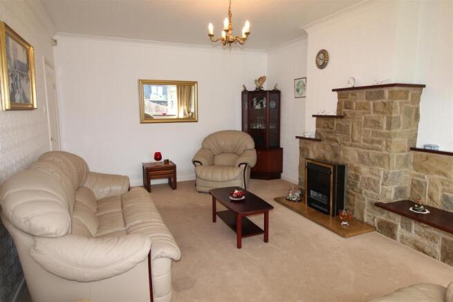 VIEW 2 OF LOUNGE