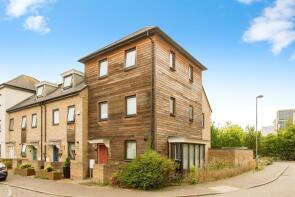 23, Unwin Square, Cambridge CB4 2ZD