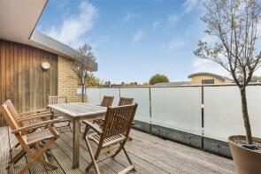 19, The Hub Buildings, Harberson Road, London SW12 9TT