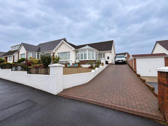 3-bed detached on Elim Way, Pontllanfraith, NP12, £319,950
