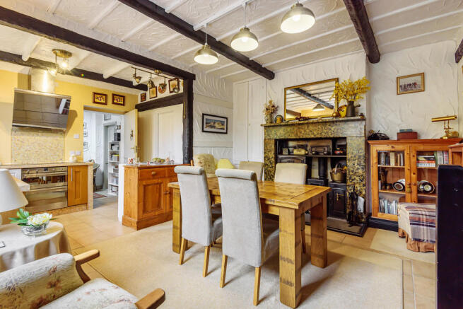 Kitchen/Dining Ar...