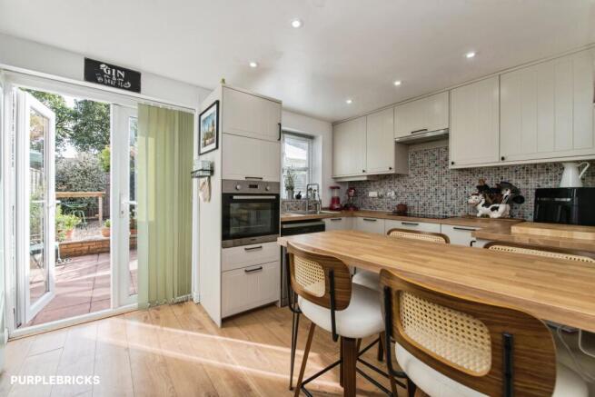 Kitchen/Breakfast