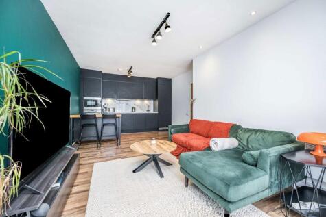 Copenhagen Place, Canary Wharf