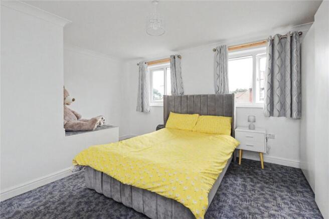 2 bed Semi-Detached for sale Image 5