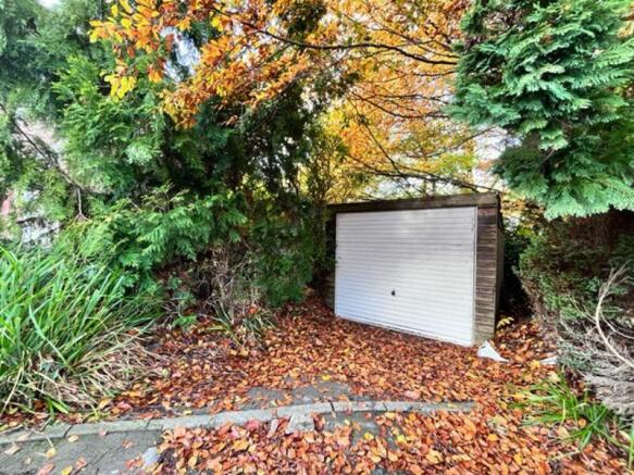 Separate Garage/Parking