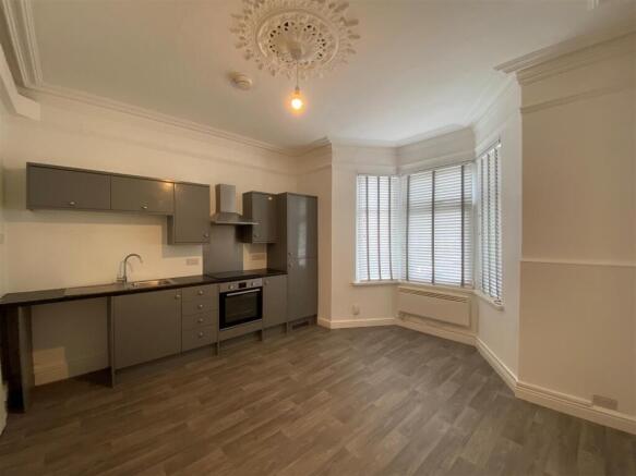 GF 34 Tynewydd Road - kitchen.jpg