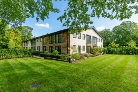 Prince Albert Drive, Ascot