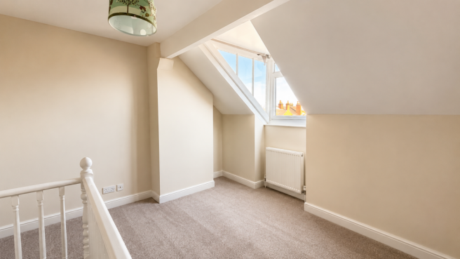 3 bed Terraced for sale Image 8