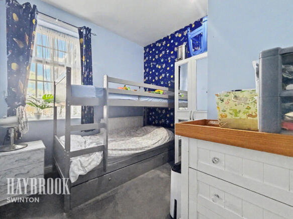3 bed Terraced for sale Image 8