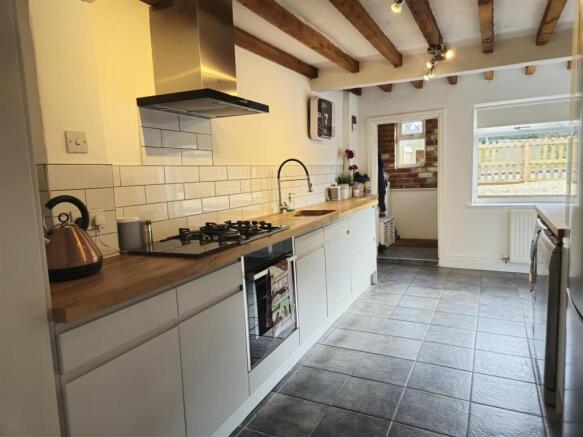 Fitted Kitchen