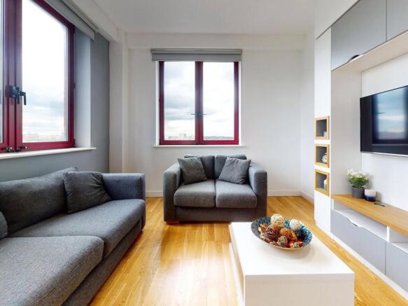 2 bed Apartment to rent Image 6