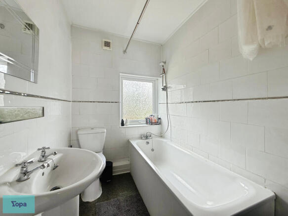 2 bed Terraced for sale Image 11