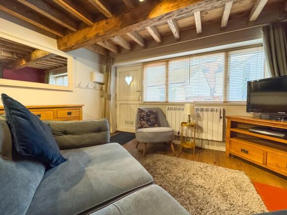 Shingle EweMove Staithes-7