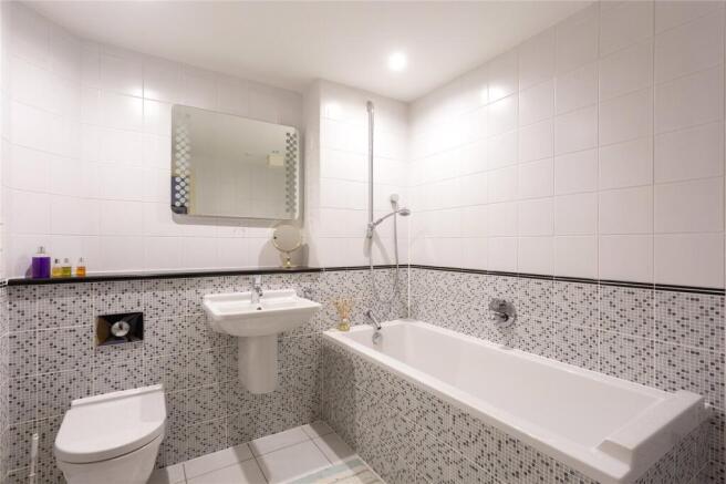 1 bed Apartment for sale Image 6