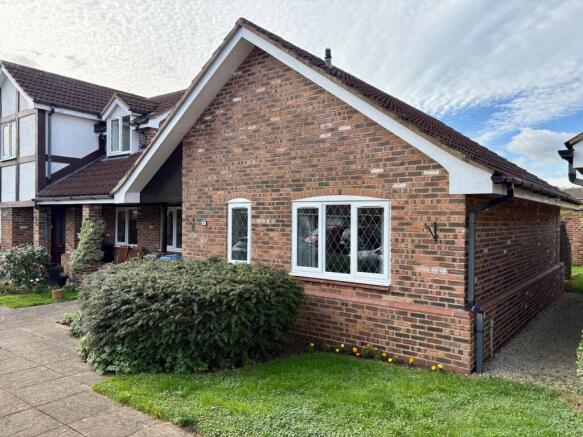 2-bed semi-detached on The Hawthorns, Lutterworth, LE17, £189,950