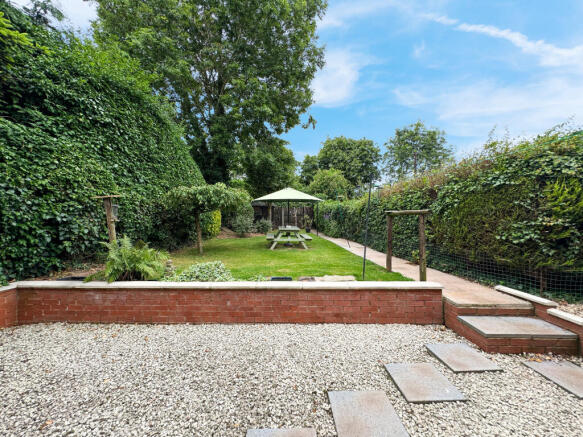 17 Cilcennin Close - Garden (2)
