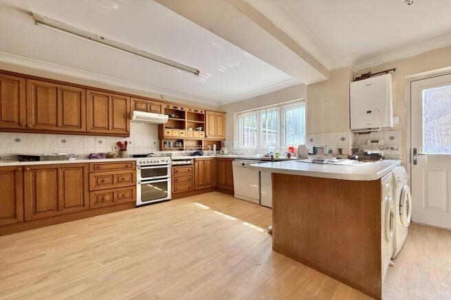 Kitchen/Breakfast Room