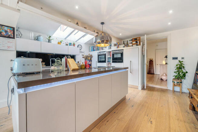 Kitchen/Dining