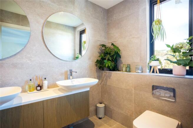 Bedroom Two En Suite